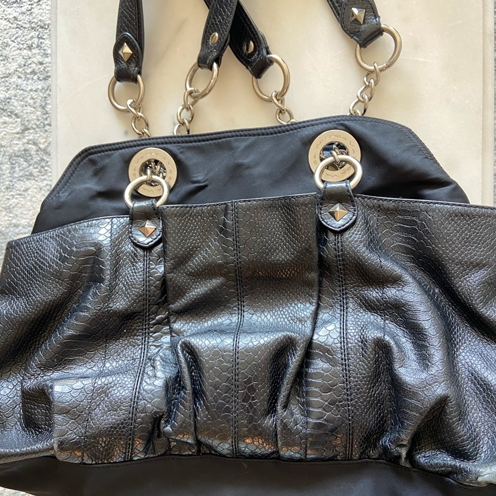 Gently used large blk Via Spiga purse